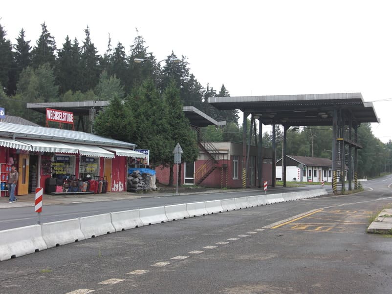 Japan border crossing Crossing Japan’s Borders
